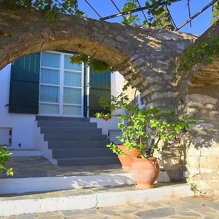 Вилла Greek Traditional Kythira Милопотамос